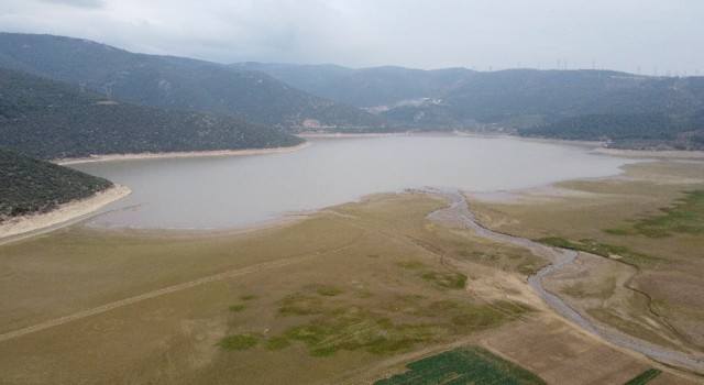 ارتفاع منسوب المياه في أهم السدود المستخدمة في الريء الزراعي بولاية بورصة (صور)