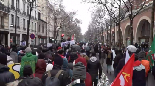 فرنسا.. مظاهرات منددة بقانون الأمن الشامل في 80 موقعا بالبلاد (صور + فيديو)