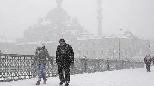 الأرصاد الجوية التركية: انخفاض كبير في درجات الحرارة… ووالي إسطنبول يحذر