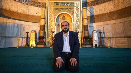 عاجل: إمام مسجد آياصوفيا يقدم استقالته ويكشف عن السبب!!