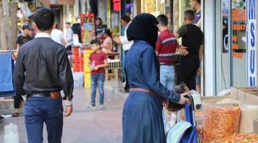 دراسة: انخفاض نسبة الرافضين للوجود السوري في تركيا