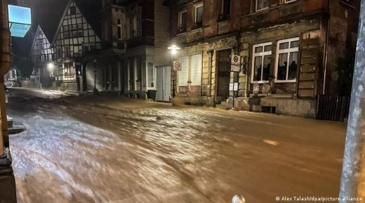 قتـ.ـلى وعشرات المفقـ.ـودين في فيضانات ألمانيا وبلجيكا (صور)