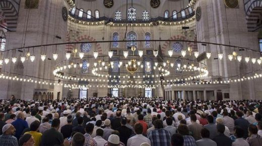 الشؤون الدينية التركية تنشر موعد صلاة العيد في كل ولاية على حدة