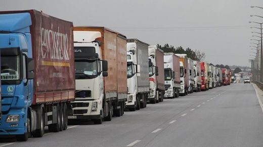 عبر تركيا… وصول 22 شاحنة مساعدات أممية إلى إدلب