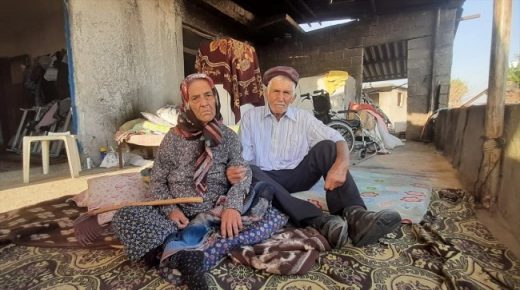 الحكومة التركية تمنح مسنّان تركيان منزل جديد بعد احتـ.ـراق منهما في حـ.ـرائق الغابات