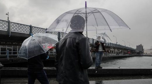 الأرصاد الجوية تحذر من فيضانات جديدة في البحر الأسود