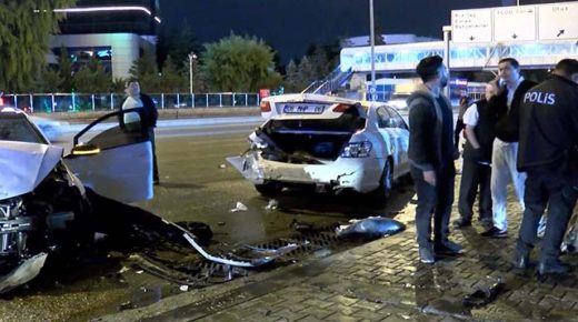 بالفيديو..حـ .ـادث مـ .ـروع شمل 7 سيارات في ولاية أنقرة