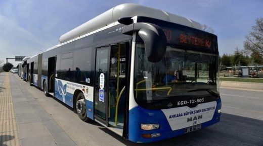 بلدية أنقرة تعلن تمديد ساعات عمل خطوط المترو والحافلات