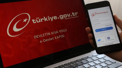 الحكومة التركية تضيف خدمة جديدة على تطبيق الـ “E-Devlet”