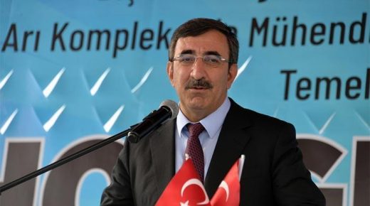 رئيس الدائرة الميزانية في تركيا: تركيا هي الدولة الوحيدة حول العالم التي لا تواجه مشاكل في اللقاح