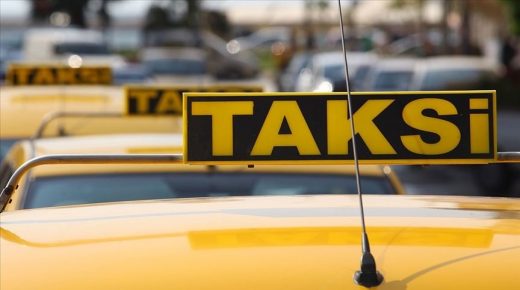 بلدية إسطنبول تعلن قرار تملك لوحات سيارات الأجرة دخل حيز التنفيذ