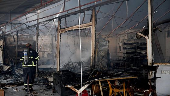 بالفيديو… حريق كبير في سوق يضم 46 مكان عمل بولاية ايدين