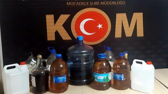 السلطات التركية تضبط كميات كبيرة من المشروبات المزيفة في موغلا
