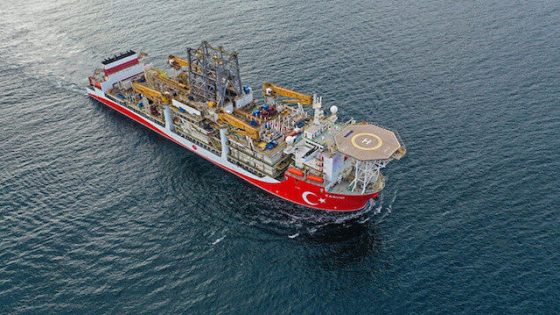 تركيا ترسل السفينة الرابعة للتنقيب عن الغاز إلى البحر الأسود