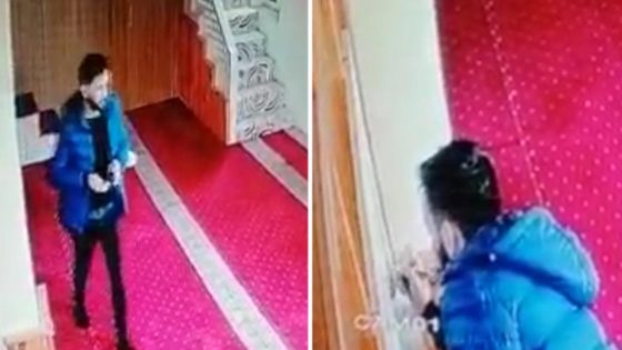 شاب تركي يثير إعجاب الملايين بتصرفه النبيل داخل أحد المساجد في ولاية جوروم (فيديو)