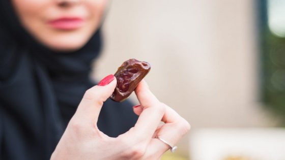تسعة أسباب تجعلك تتناول التمر في “رمضان” وبعده
