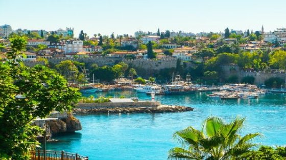 مع بداية فصل الصيف…مدينة أنطاليا الوجهة المقصودة للسياحة