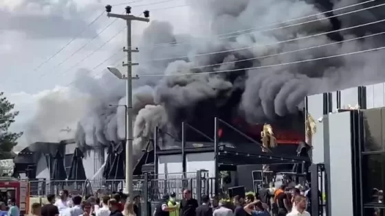 ديار بكر… حريق يلتهم مصنع مستحضرات تجميل (فيديو)