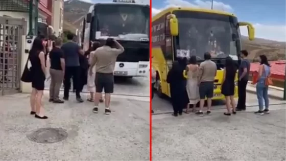 تركيا: محامون أتراك يقطعون الطريق أمام حافلات ترحيل اللاجئين و يحاول منعها (فيديو)