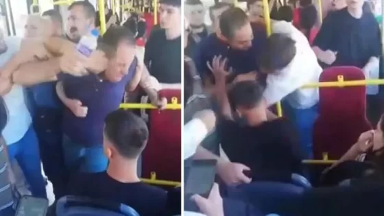تعرض مواطن أجنبي للضرب المبرح على يد مجموعة أتراك بدعوى أنه قام بتصوير النساء (فيديو)