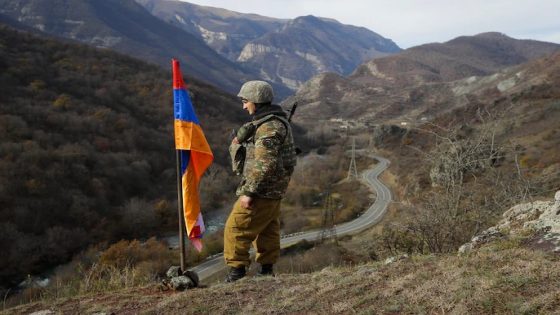 حرب أذربيجان وأرمينيا تتصاعد… أكثر من 200 قتيل والقصف يستمر