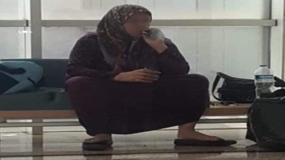 أوميت أوزداغ يشارك صورة امرأة سورية ويدعي.. استمرت بالتدخين 4 ساعات متواصلة داخل المستشفى!!