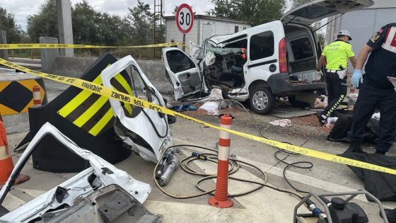مصرع 3 أشخاص في حادث سير في ولاية بولو