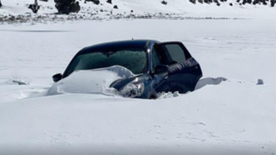 معجزة سائق يبلغ من العمر 81 عاماً نجا من الموت بشرب مياه الثلج لمدة 6 أيام