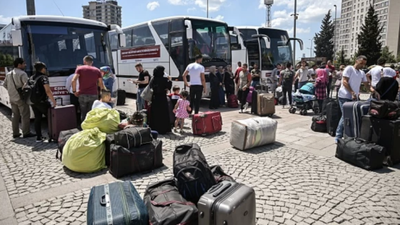 أكثر من 340 ألف أجنبي غادروا تركيا.. معهد الإحصاء التركي يعلن إنخفاض عدد المهاجرين