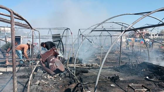 حريق مهول يلتهم 50 خيمة للاجئين السوريين في هاتاي