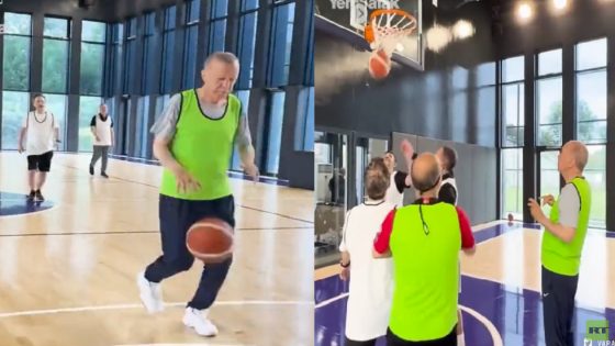 أردوغان يلعب كرة السلة