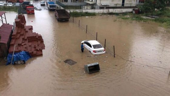 كإجراء إحترازي.. فيضانات وإخلاء 8 منازل في ولاية ريزي (صور)