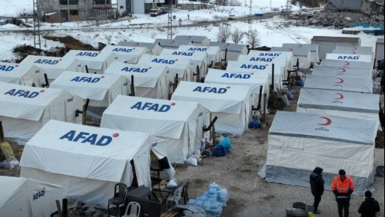 خيارات صعبة تواجه السوريين الناجين من الزلزال في تركيا