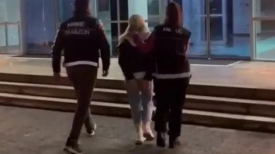 قامت بفعله على الهواء مباشرةً!… إعتقال فتاة تركية قامت بأمر فاضح (صور)