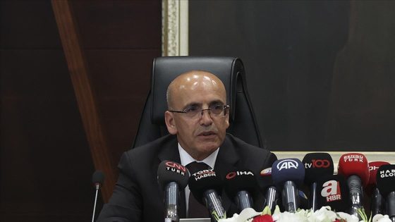 وزير المالية والخزانة التركي يعلن عن أهداف طموحة لخفض معدل التضخم