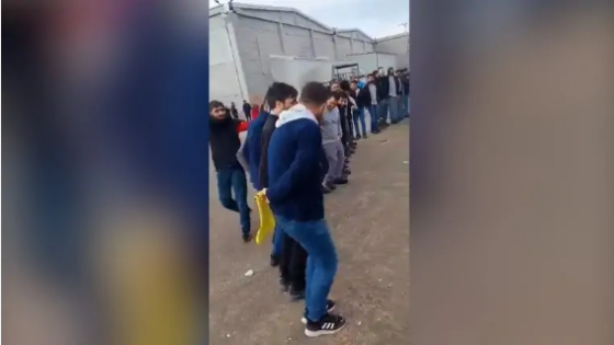 لن تصدق!… إضراب عمال مصنع في غازي عنتاب بطريقة غريبة (فيديو)