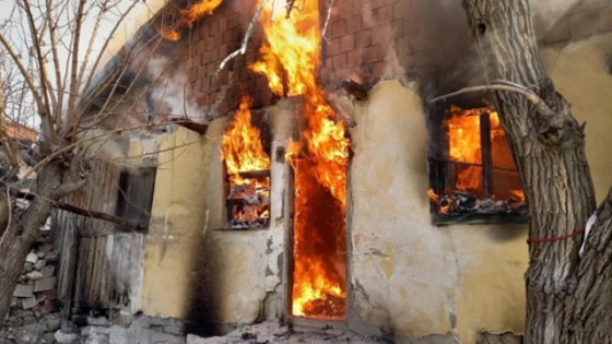 حريق في منزل عائلة سورية في أنقرة يُودي بحياة طفل