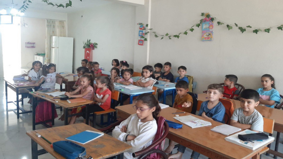 مشروع تعليمي جديد لتعليم الأطفال السوريين المتضررين من الزلزال في شانلي أورفا